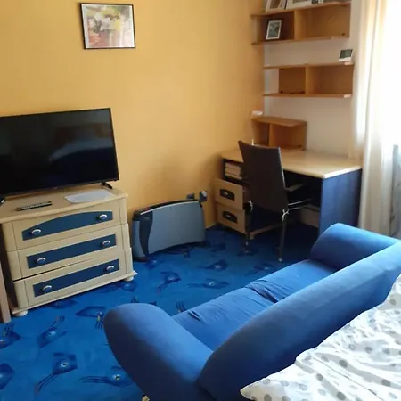 Rd Cerncin Bucovice Apartment Exterior photo