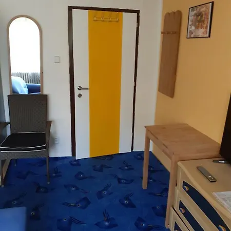 Rd Cerncin Bucovice Apartment Exterior photo